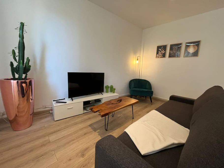 Appartement Proche Du Village Et De La Mer Leucate Buitenkant foto